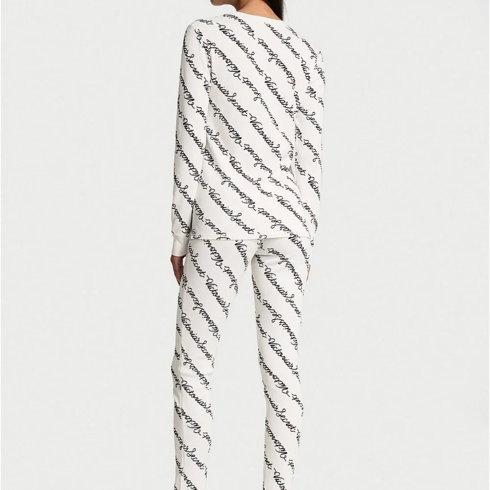 Thermal long pajama set/Victoria’s Secret - Picture 3 of 4